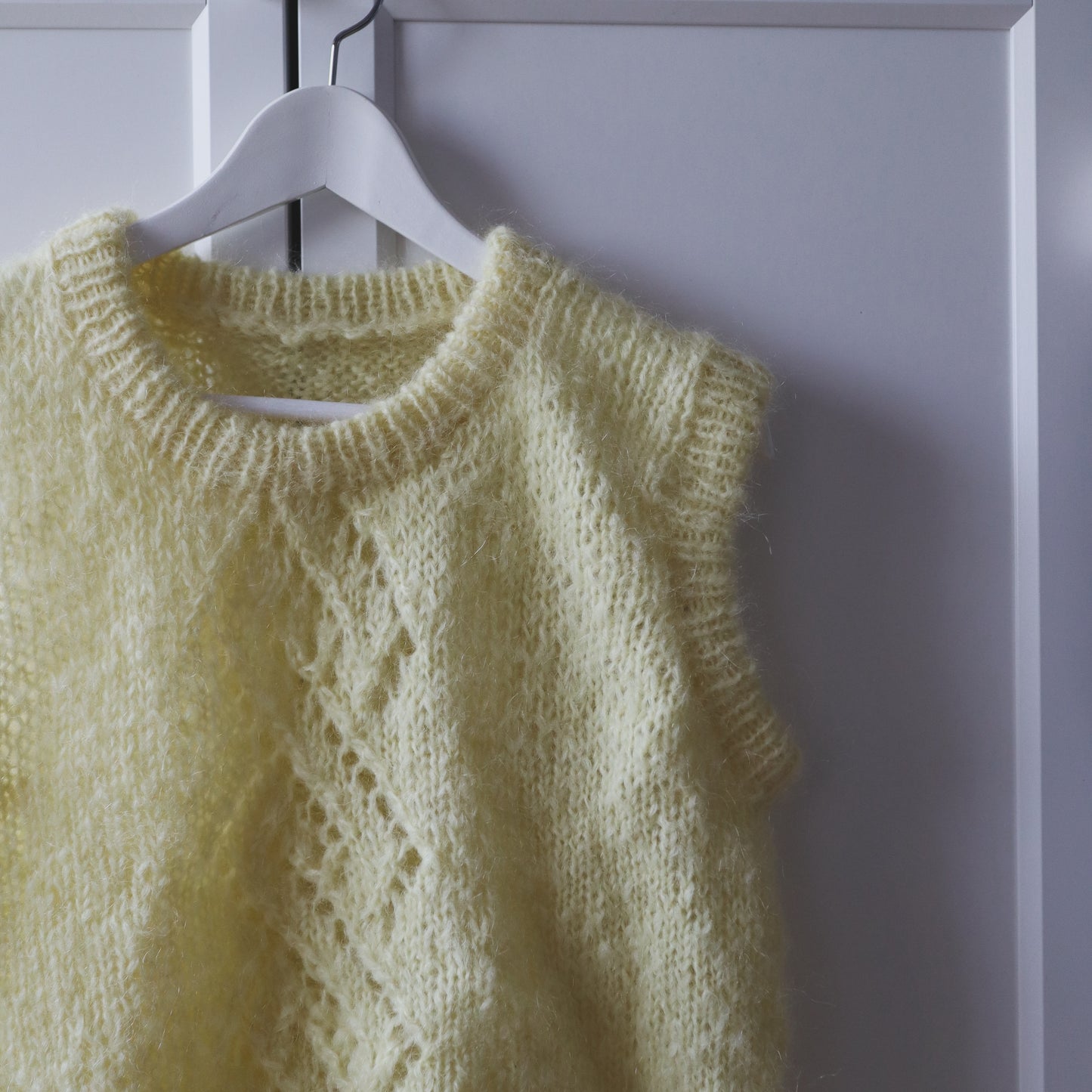 Kirvi vest knitting pattern for adults