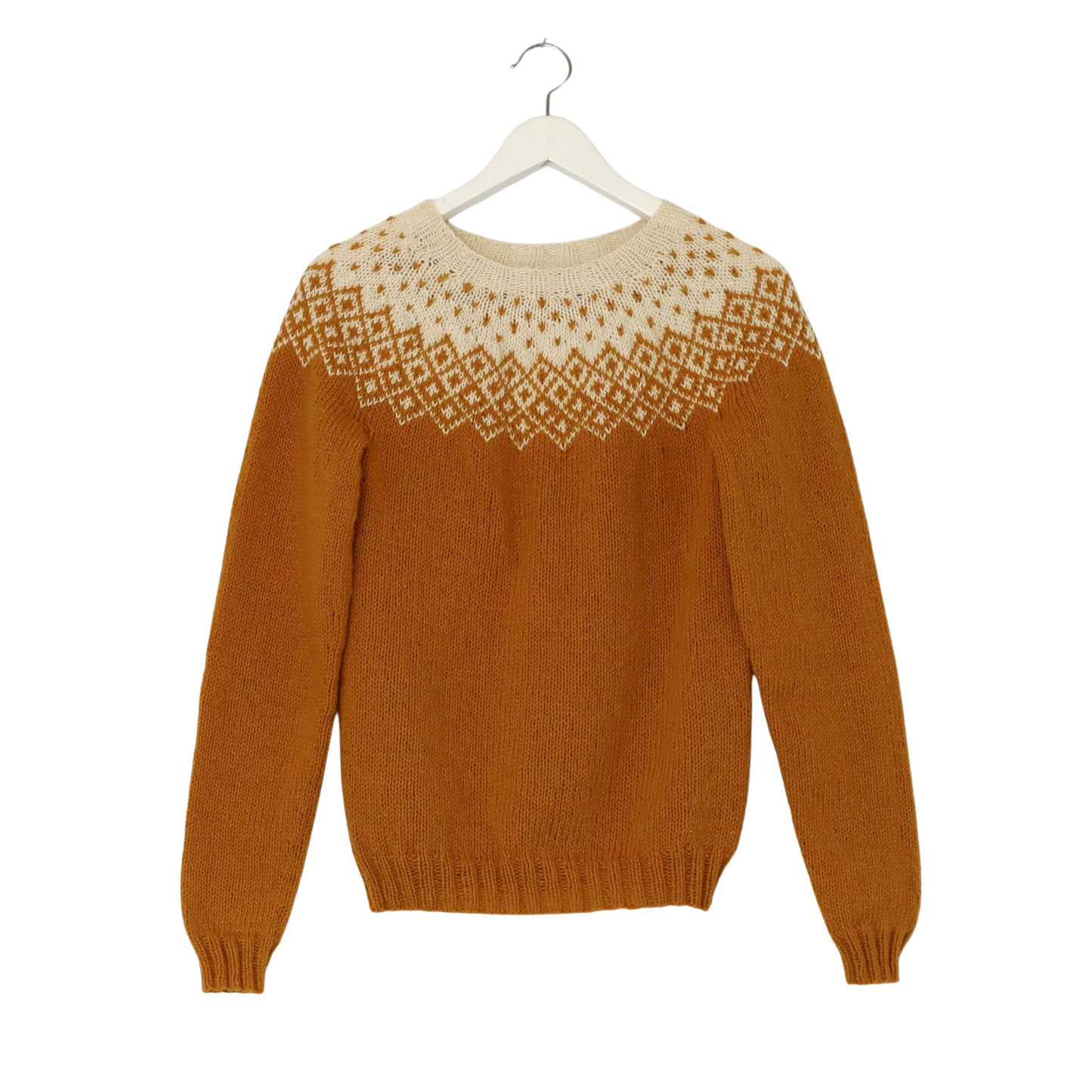Stay Warm and Stylish with this Hand-Knitted Bohéme Wool Sweater for Women