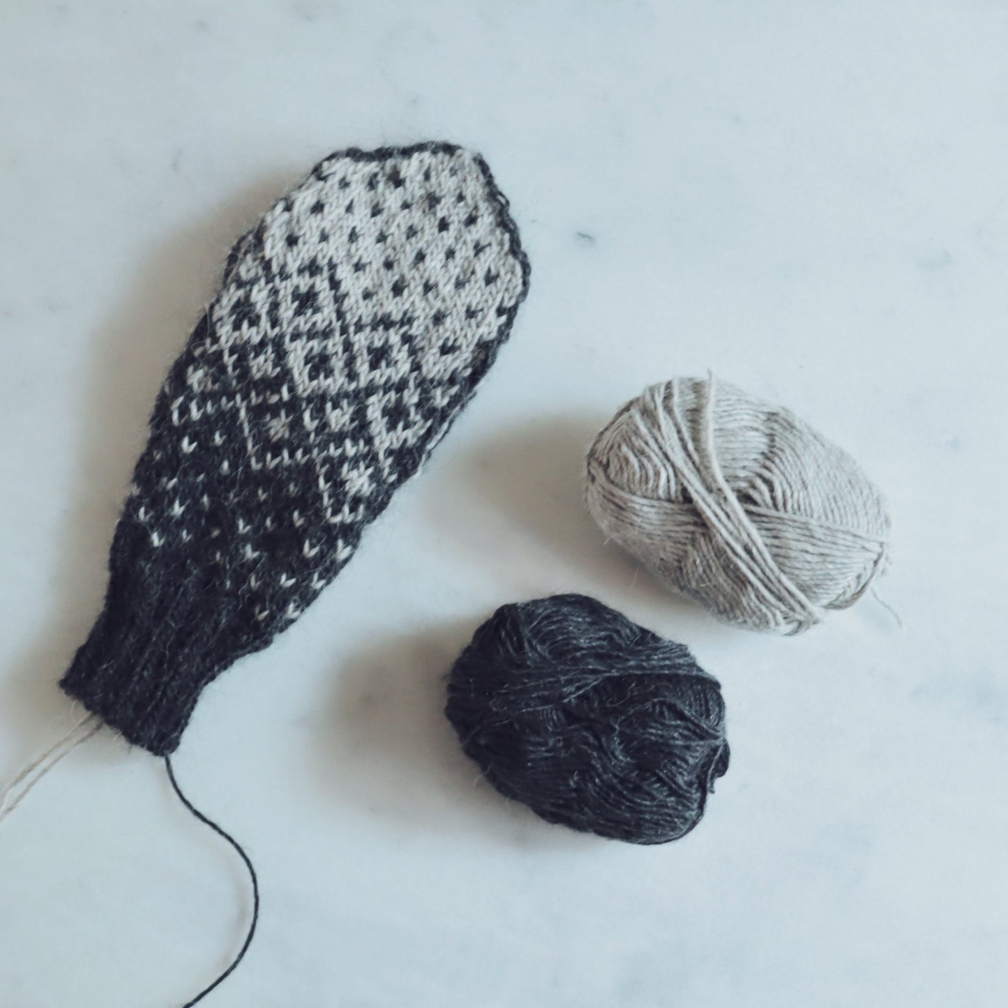 Bohéme Selbu Mittens PDF knit pattern