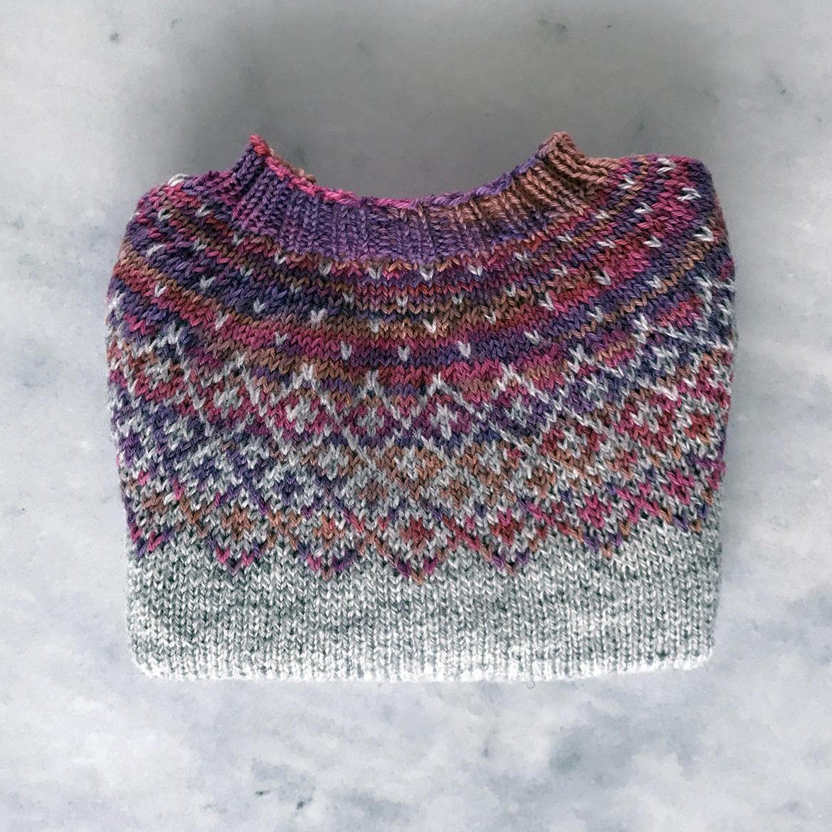 Bohéme sweater knitting pattern for Babies