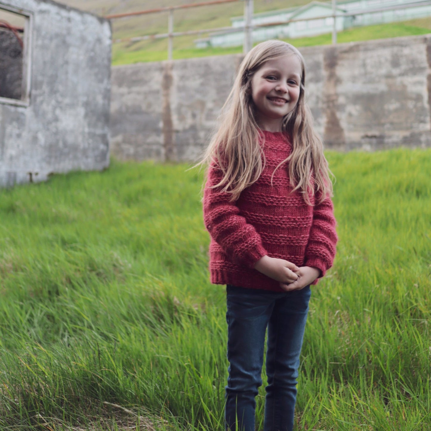Bjørt sweater for kids PDF pattern