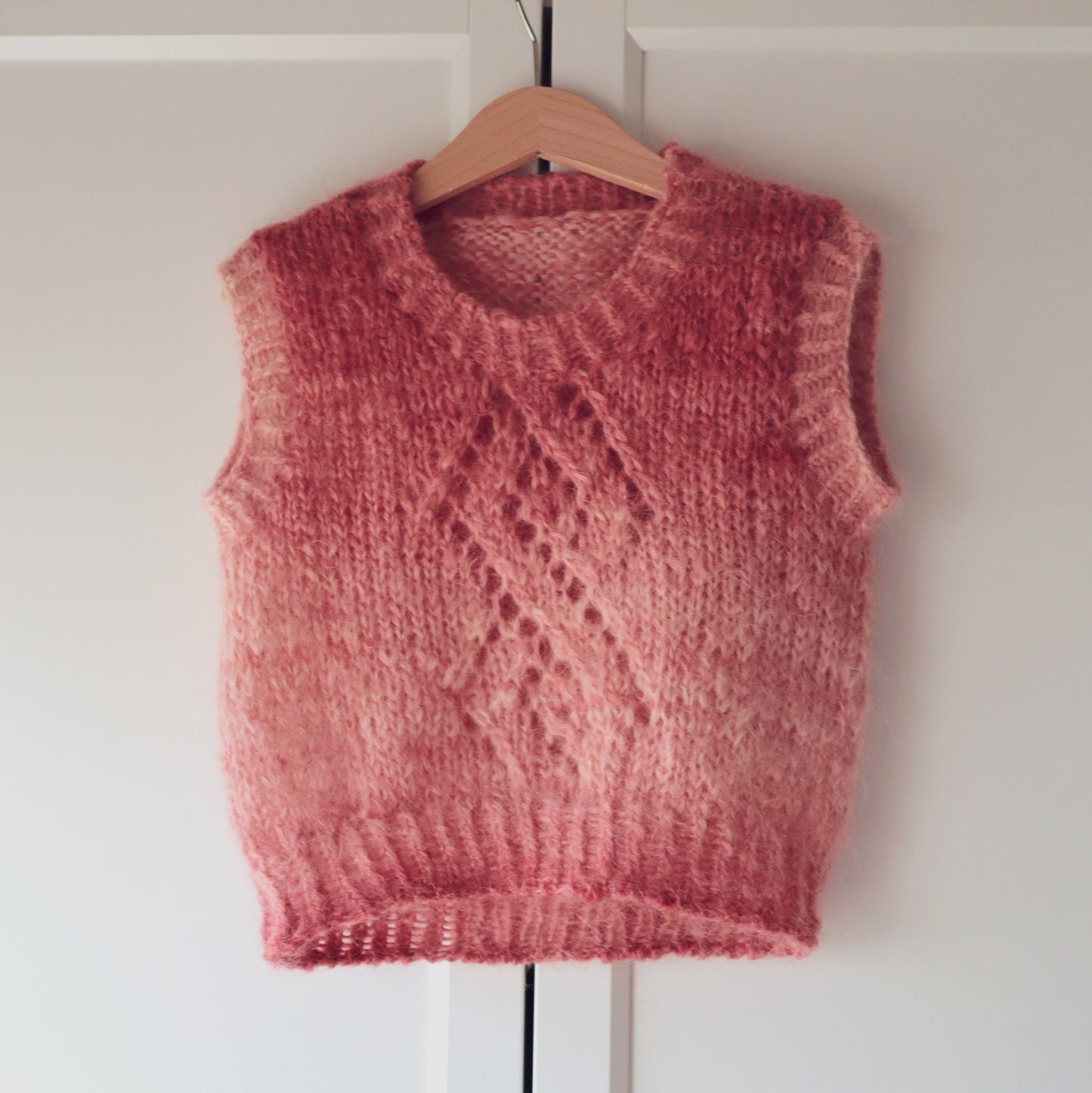 Kirvi vest knitting pattern for kids