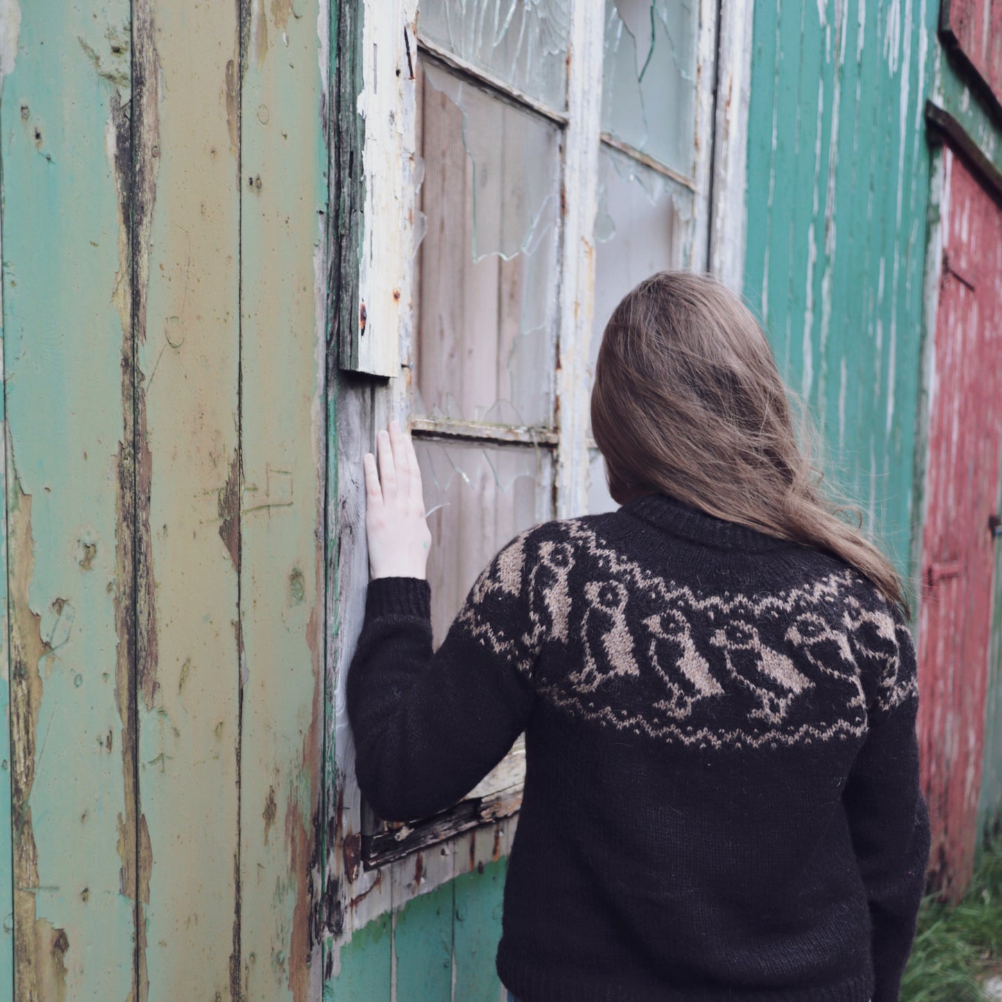 Lundar sweater PDF knit pattern for women